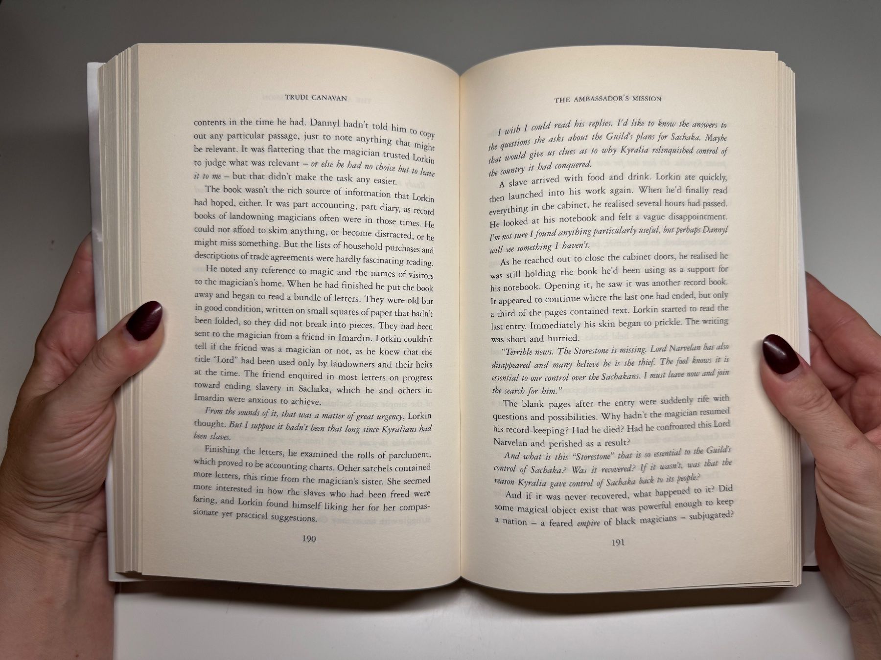 Bücher: NOVEL: Trudi Canavan, The ambrassador's mission – Gebraucht aus Grosswangen von English_books 5