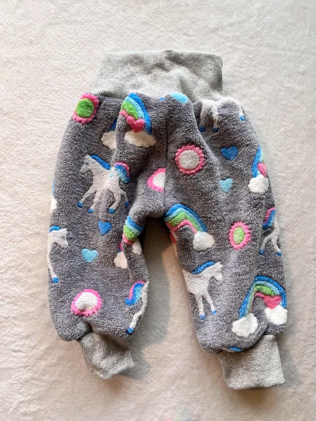 Pantaloni: 1 Kinderhose selbst genäht – Nuovo (secondo la descrizione) da Büsserach venduto da bor_s88m