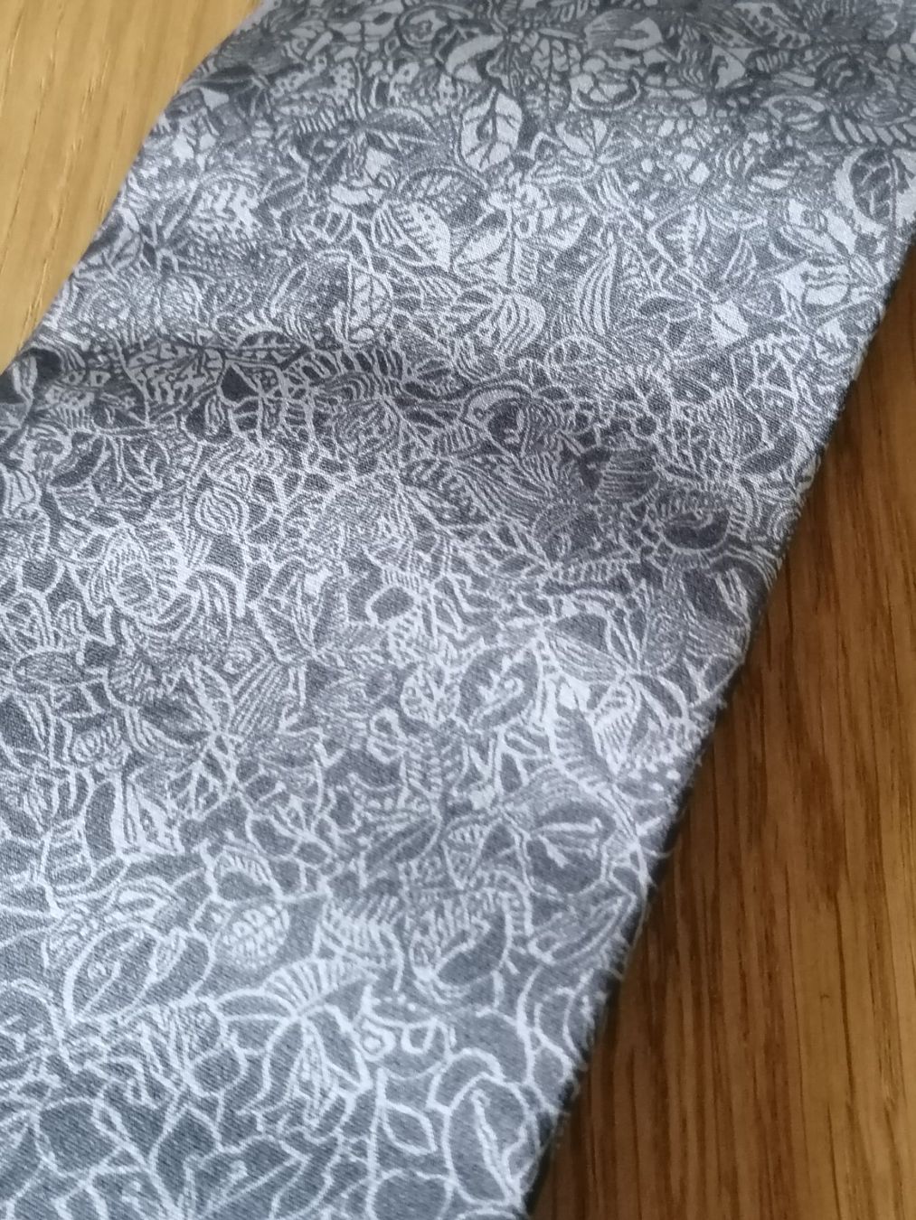 Fabric Frontline Cravatte: Fabric Frontline Zürich Krawatte - Nr. 53 – Usato da Basel venduto da vintagecollector 2