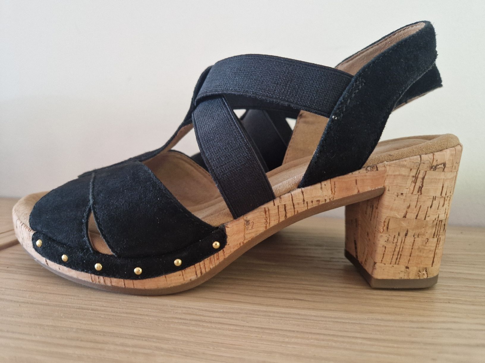 Gabor Damenschuhe: Gabor Sandale 37 schwarz – Gebraucht aus Lichtensteig von Cocabana_16 4