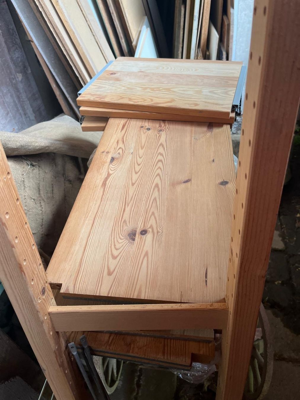 Articoli in legno: Ikea Massivholz-Tablare – Usato da Walde AG venduto da Ritab2