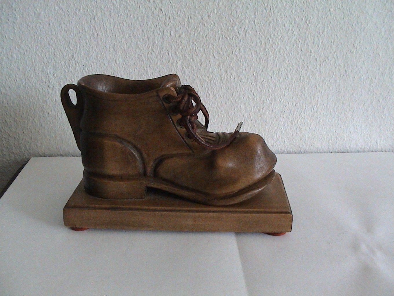 Articoli in legno: Holz schuhe – Usato da langenthal venduto da Bazlago
