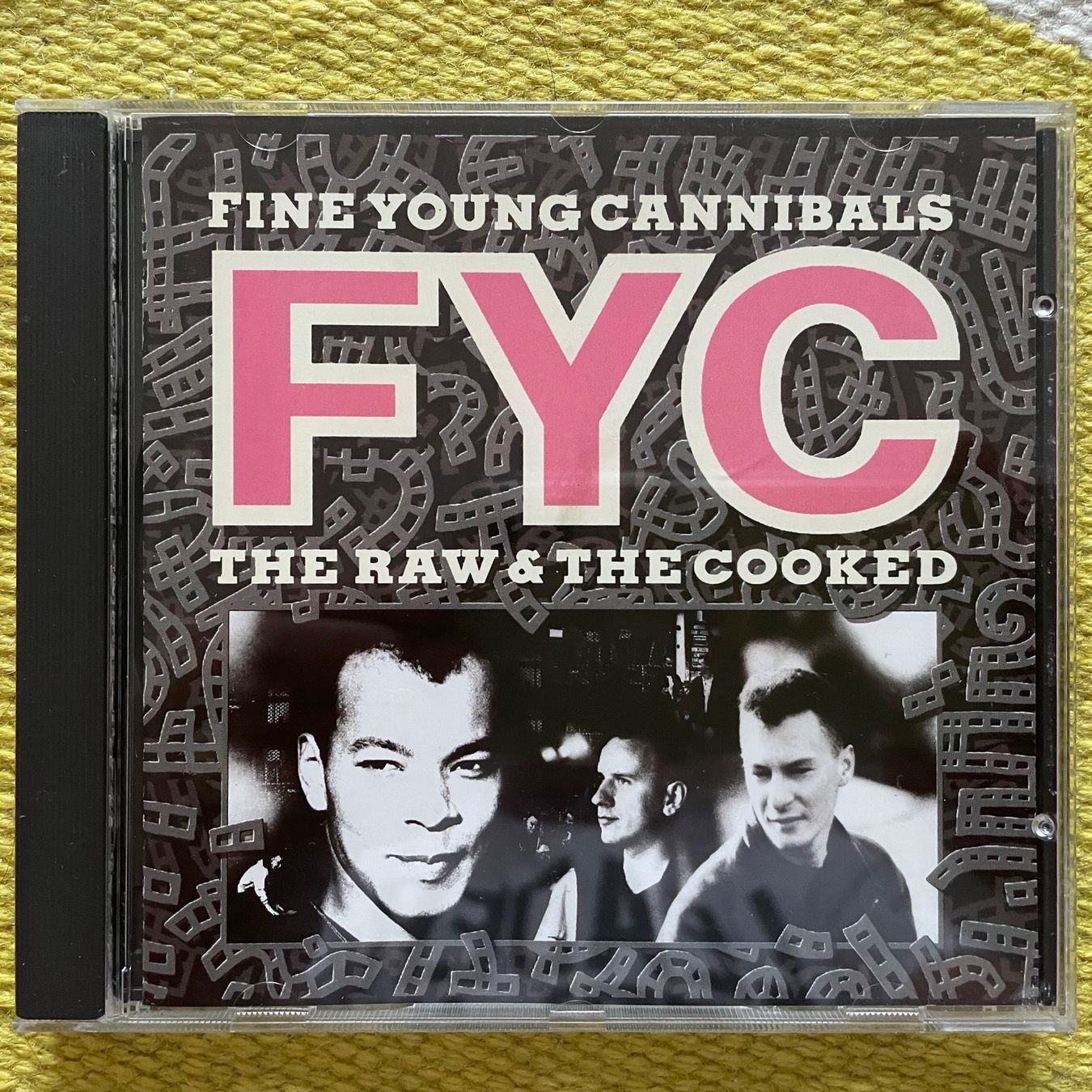 CDs: FINE YOUNG CANNIBALS-THE RAW&THE COOKED – Gebraucht aus Rorschacherberg von CD-Roli