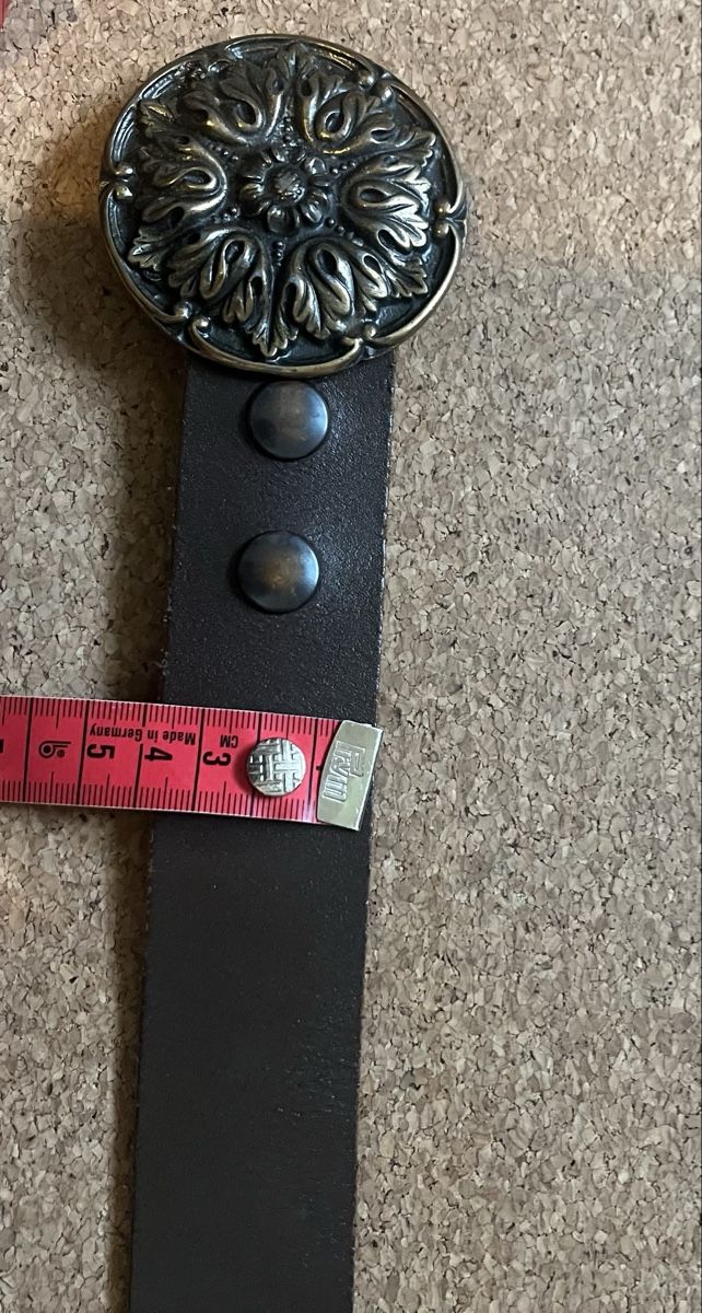Ceintures: Ledergürtel dickes Leder Wechselschnalle Boho Mittelalter – D'occasion à Zuchwil par MLV92 3