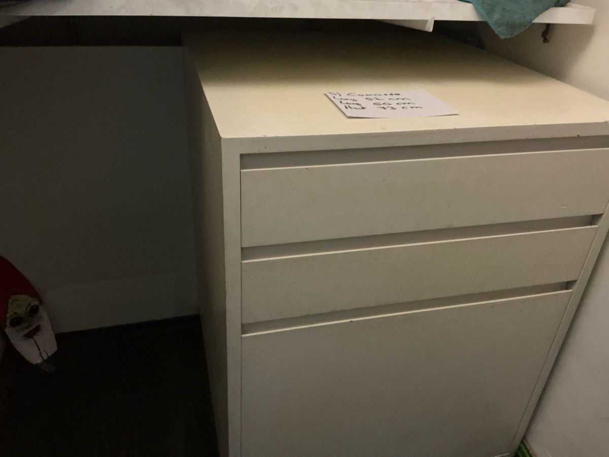 Kommoden: Commode  – Gebraucht aus Genève von Vmetraux