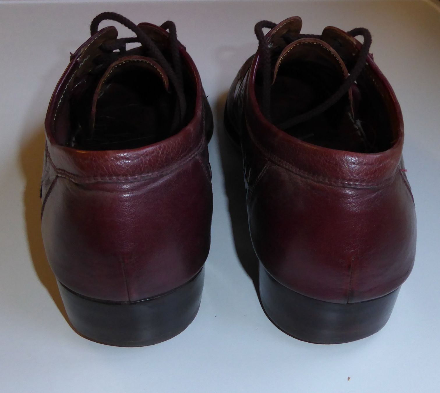 Scarpe da uomo: Sommer Lederschuhe offen Grösse 7.5 rot – Usato da Spreitenbach venduto da Turbo_1105 3