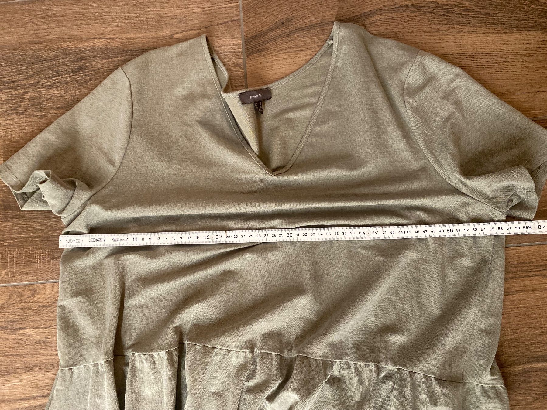 Primark Vestiti: Kleid gestuft oliv Gr. 46 - 48 – Usato da Pratteln venduto da a23_j2gs 4