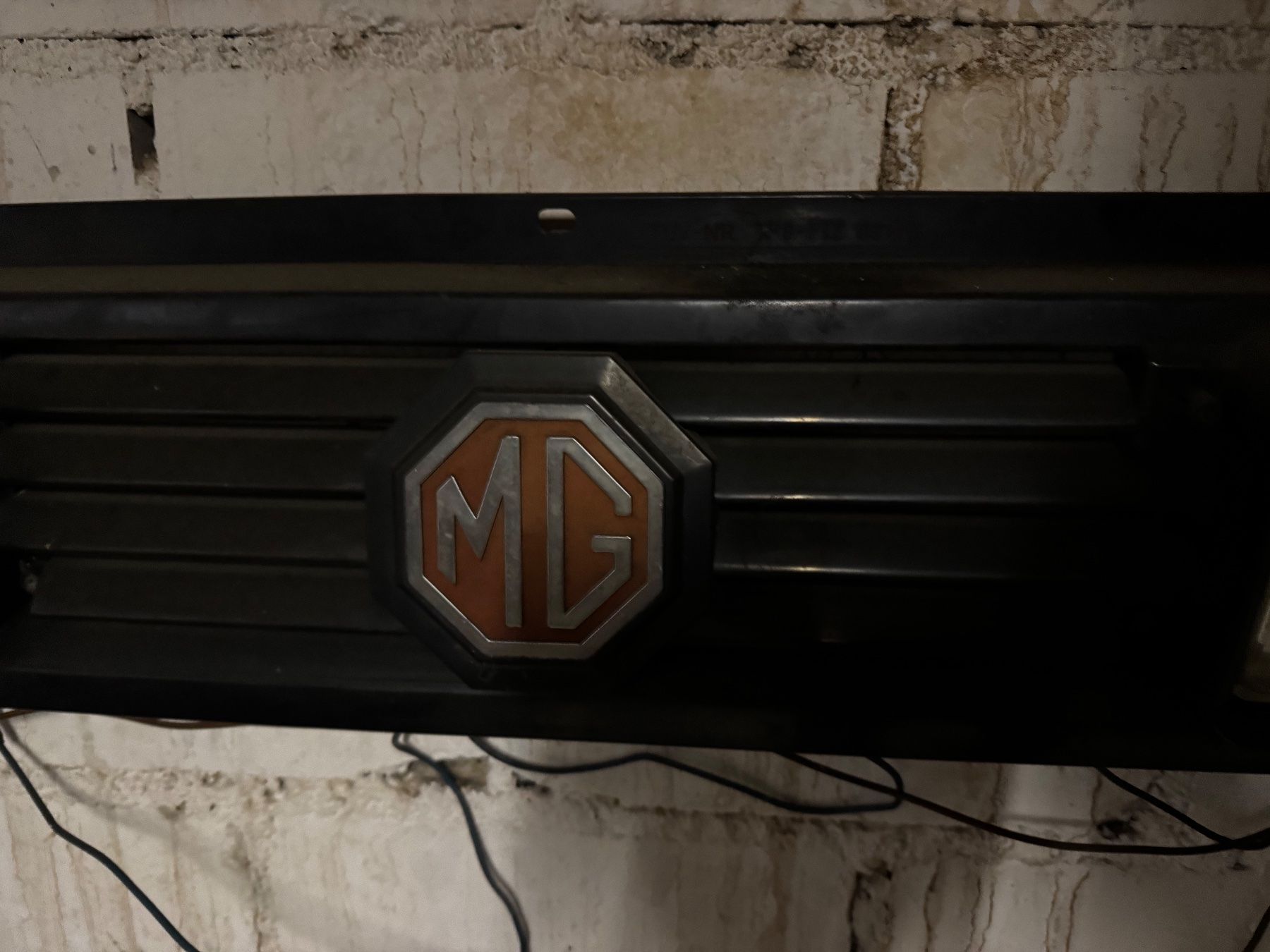 MG Tutti pezzi di ricambio auto: MG Metro Turbo Grill mit Nebelscheinwerfer – Usato da Bözberg venduto da sir_newfield01 2