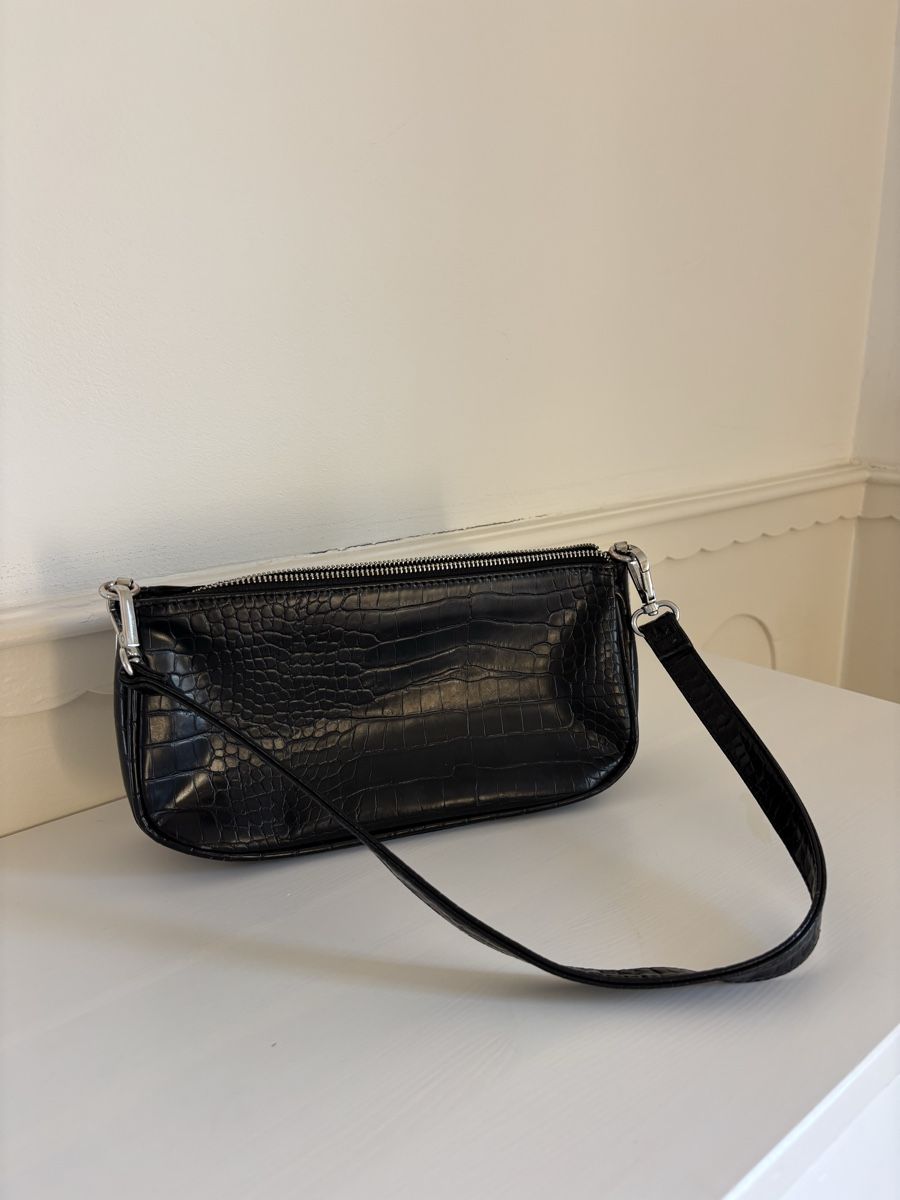 H&M Taschen für Damen: Handtasche  – Gebraucht aus Solothurn von lex_123 5