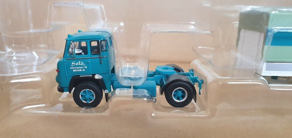 Modèle Réduit Herpa Scania LB 76 Tracteur Bleu Pigeon - Échelle HO 1:87 - Neuf Sous Blister - 2024