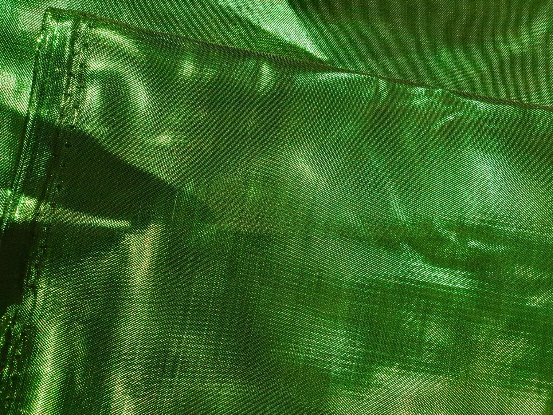 Stoffe: Reststück transparenter glänzender Stoff grün – Neu (gemäss Beschreibung) aus Bärau von schneider_lein 2