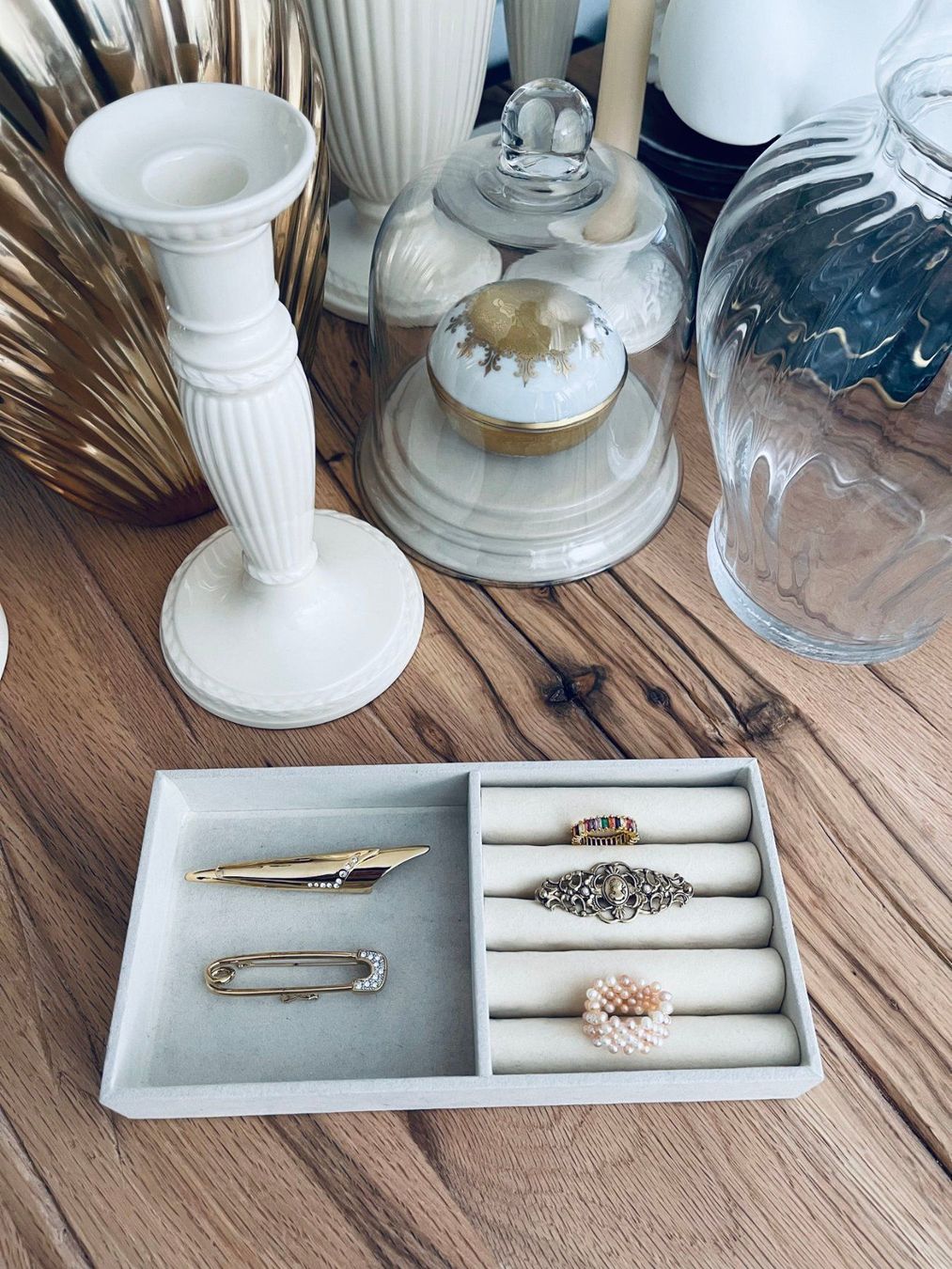 Sonstiger Schmuck: Schmuck Konvolut: 3 Broschen und 2 Ringe – Gebraucht aus Winkel von Glamour4You 3