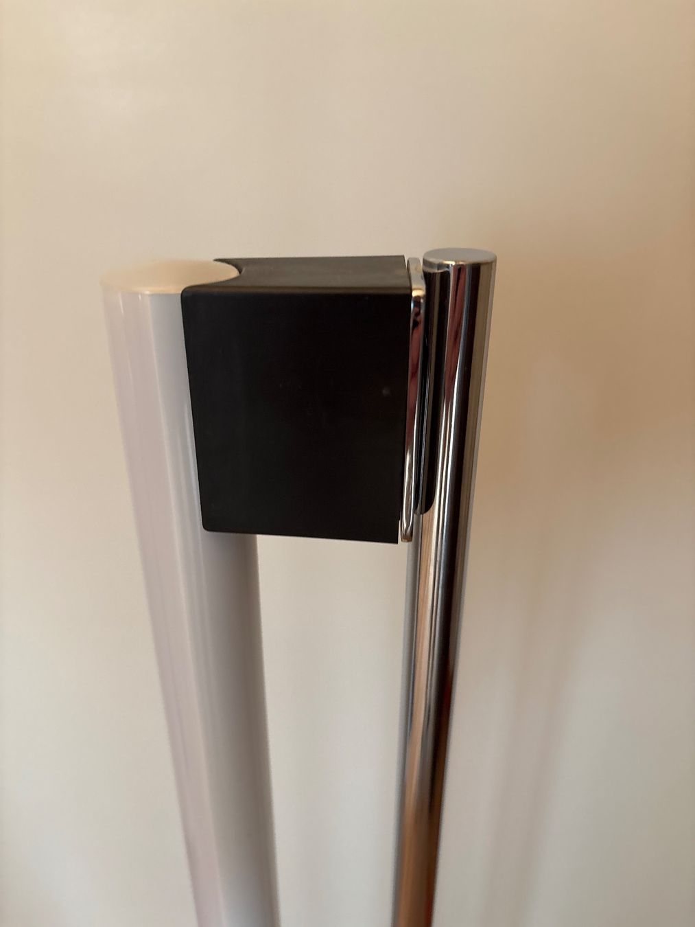 Classicon Lampes: ClassiCon Eileen Gray Stehleuchte – D'occasion à Basel par magnummarine 2