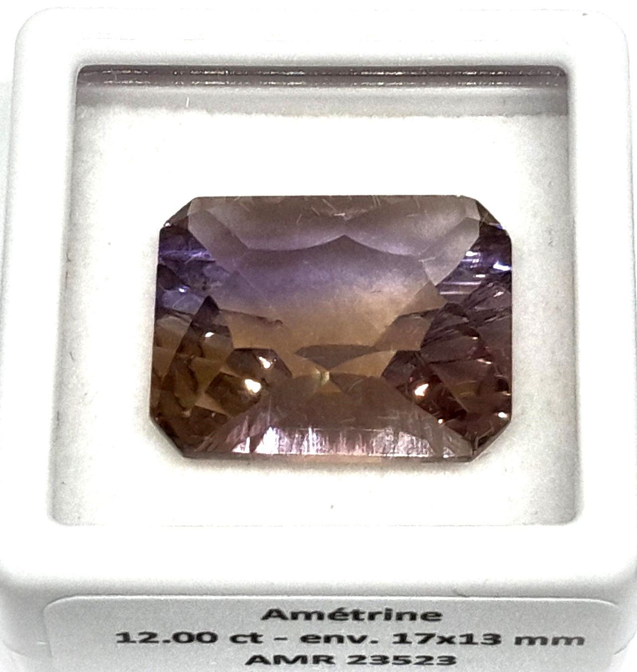Pietre preziose: Amétrine 12.00 ct - Valeur 324.- Fr – Nuovo (secondo la descrizione) da Grimisuat venduto da Valgem