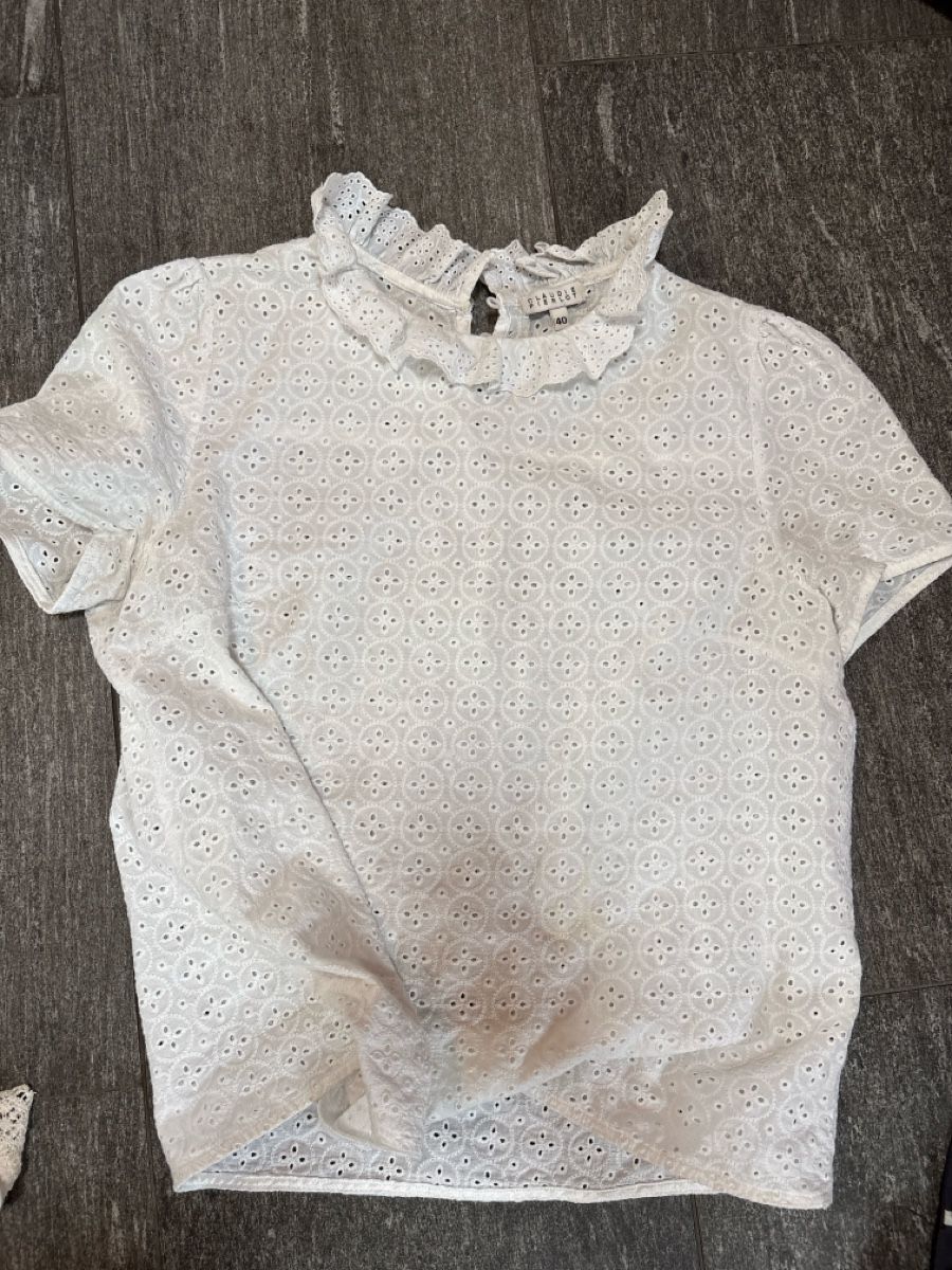 Claudie Pierlot Tops: Haut Claudie Pierlot – D'occasion à Lausanne par Soins 1