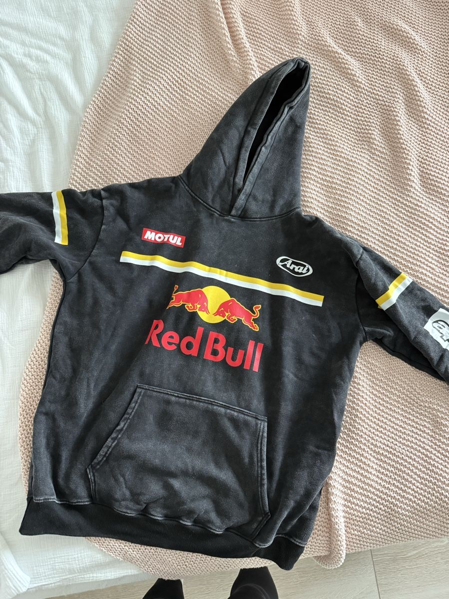 Pullover & Sweatshirts: Race Pullover – Gebraucht aus Altikon von borchardt.sara
