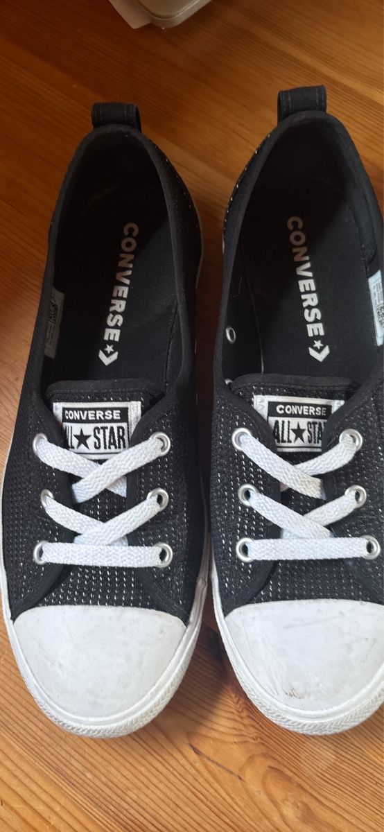 Converse Chaussures femmes: Converse Grösse 40.5 – D'occasion à Frauenfeld par vem_cf9c 1