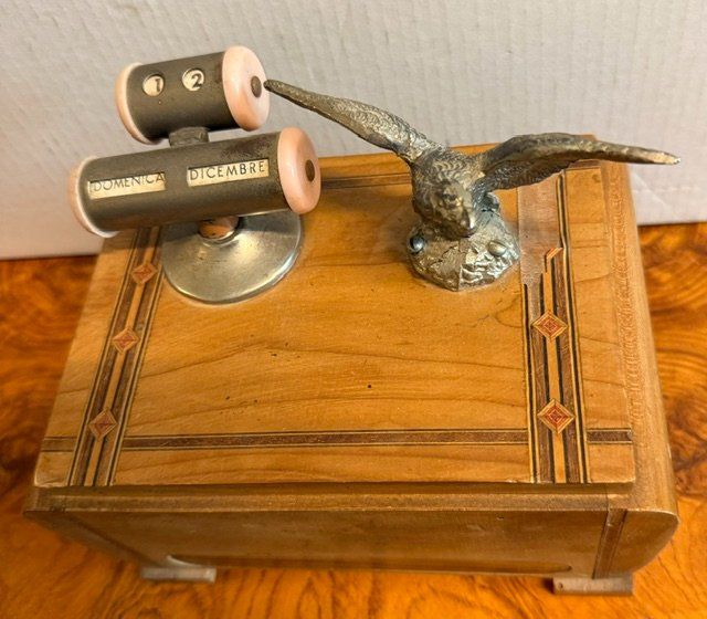 Sigari: Antiker Zigaretten Spender /Aschenbecher mit Adler, – Usato da Gersau venduto da pandabear01