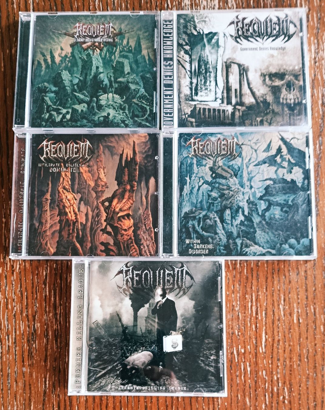 CD: Lot 5 CD REQUIEM – Usato da Gingins venduto da Demonseed