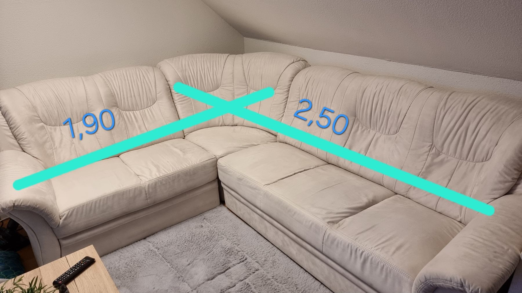 Sofas: Ecksofa mit schlaffunktion – D'occasion à Lengnau AG par Rockethawk 1