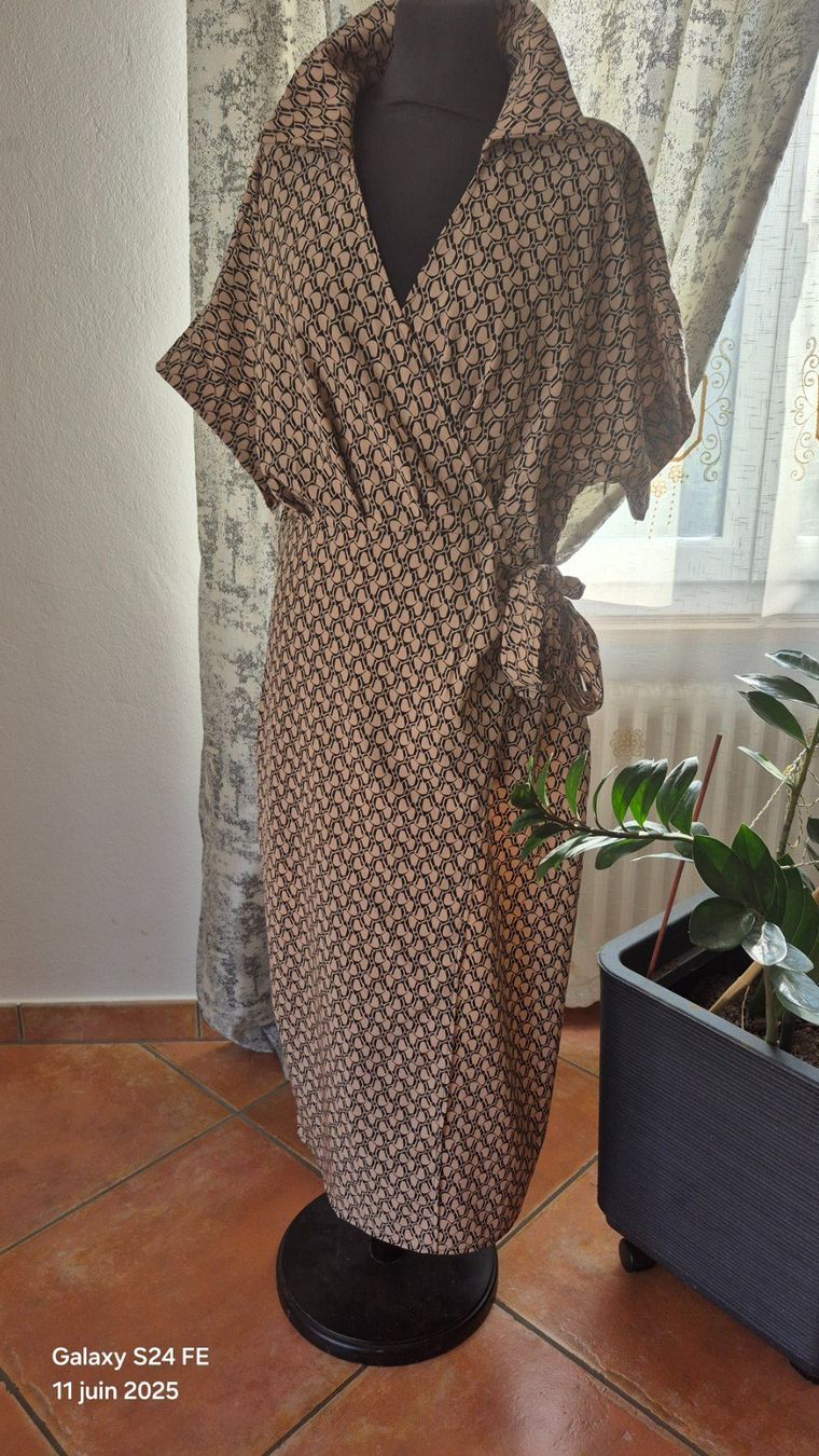 Kleider: Belle robe d'été élégante.  L – Neu (gemäss Beschreibung) aus Reconvilier von something4you 3