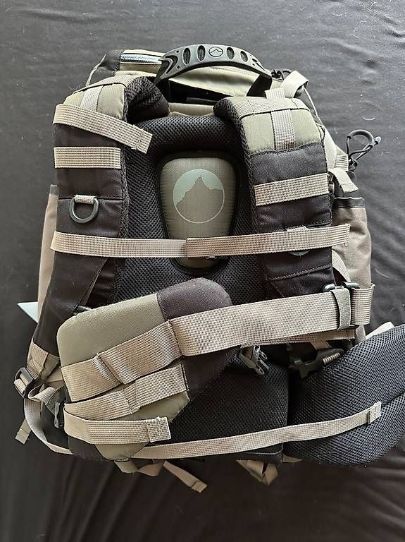 Lowepro Zaini: Hochwertiger multifunktioneller Fotorucksack – Usato da Gümligen venduto da DanielKneubuehl 1