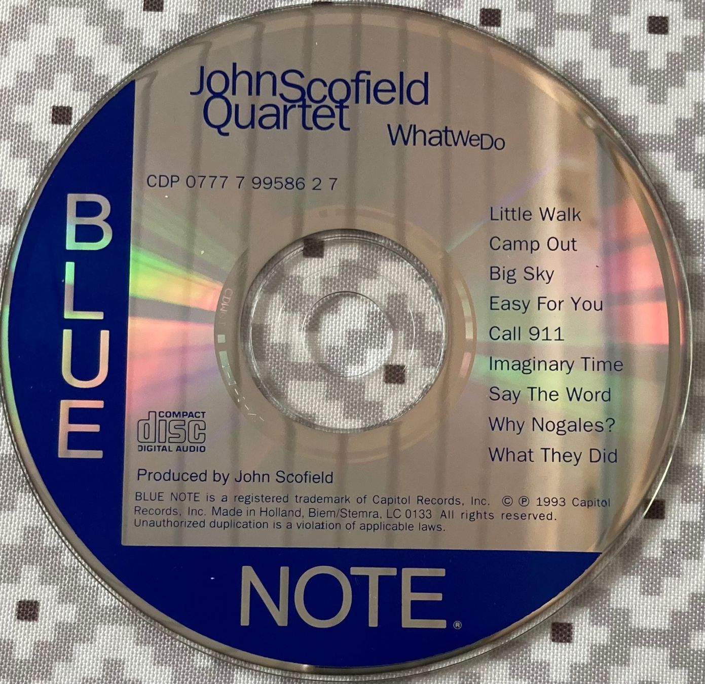 CDs: JOHN SCOFIELD QUARTET - WHAT WE DO – D'occasion à Poliez-Pittet par Newtown-Records 2