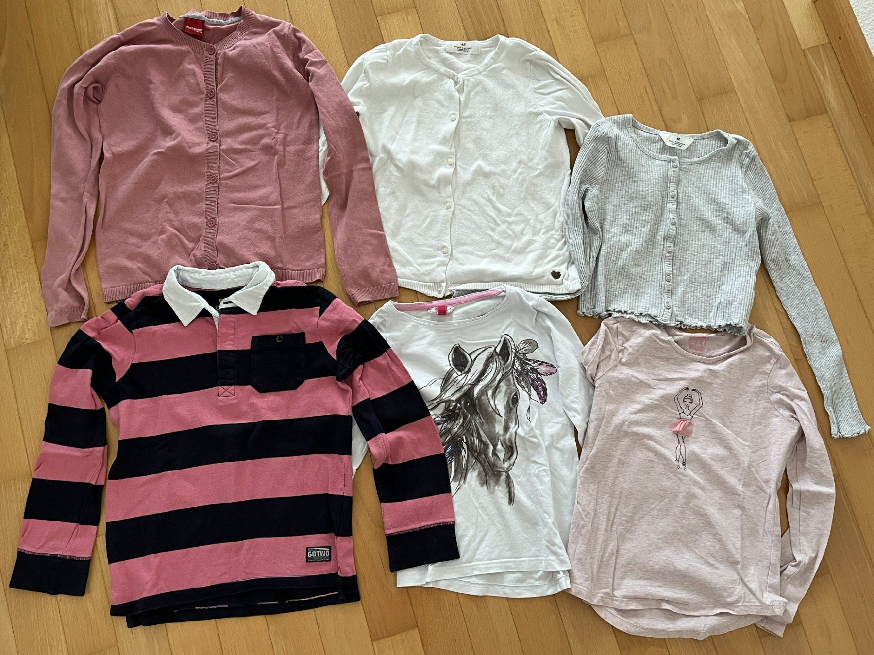 Ensembles coordonnés: Mädchen Kleiderpaket Grösse 134/140 – D'occasion à Muttenz par Juvenile33 8