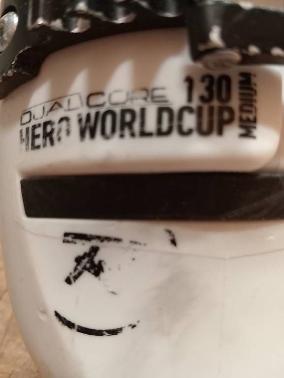 Herrenschuhe: Rossignol Hero World Cup 130, – Gebraucht aus Villarimboud von boud 2