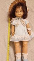 Vintage Puppe mit Hut blaues Kleid gebraucht Zustand