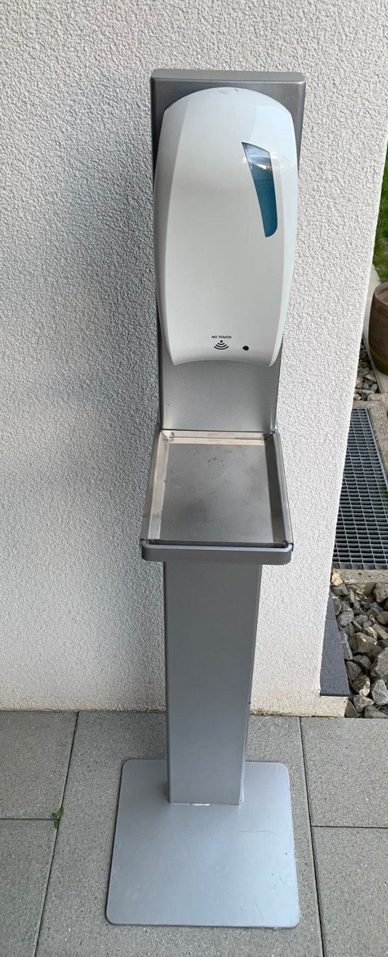 Prodotti di pulizia: Desinfektionsmittelspender – Usato da Seengen venduto da Gegu2