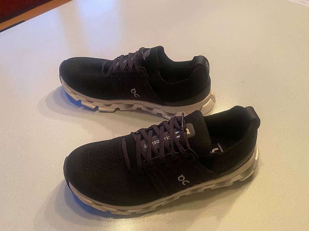On Chaussures hommes: On Cloudswift / EU41 - US M8 – D'occasion à Ennetbühl par Motofreak_96_