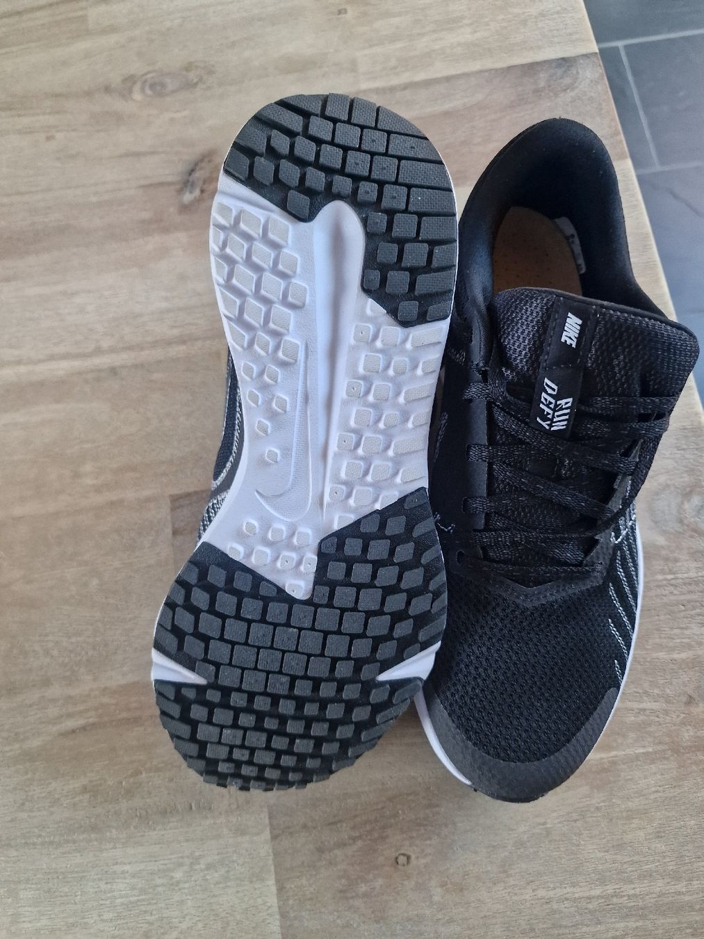 Nike Scarpe da uomo: Nike Air sportschuhe – Nuovo (secondo la descrizione) da Matten(St.Stephan) venduto da mia_b9kd 2