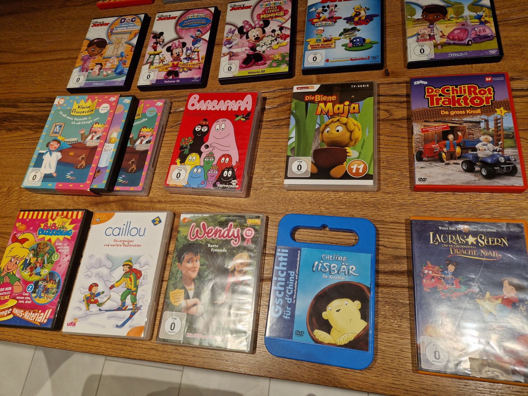 Tutti i DVDs: Kinder DVDs – Usato da Winkel venduto da Moizi 3