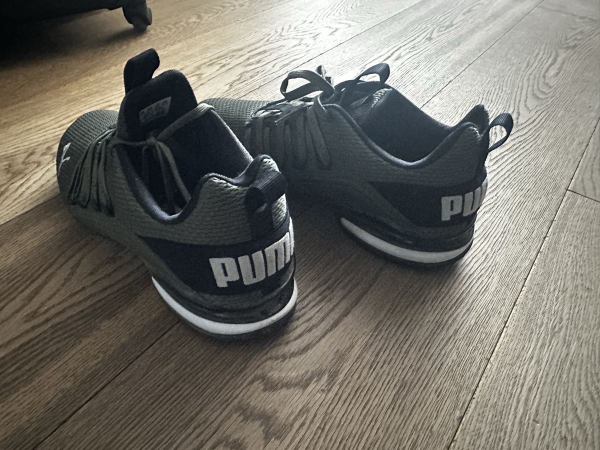 Puma Scarpe da uomo: Puma Herren Schuhe, Gr. 42.5 – Usato da Wolfhausen venduto da Driver016 1