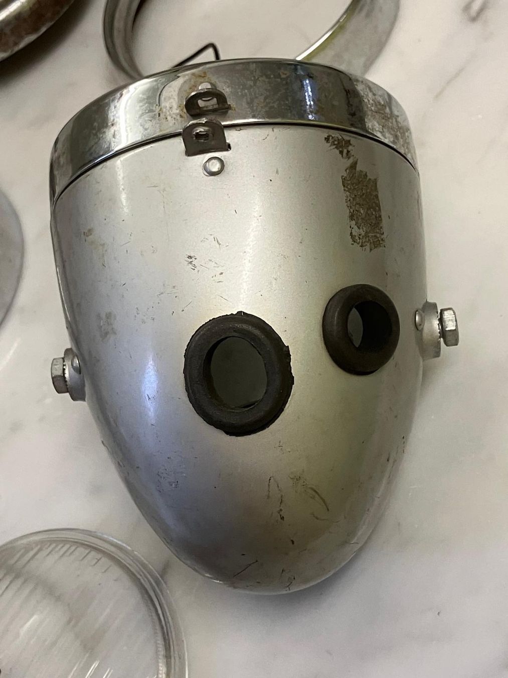 Aprilia Pièces pour mobylette: Aprilia, Originalteile, Lampen, Chroming – D'occasion à Regensdorf par 7ws8 3