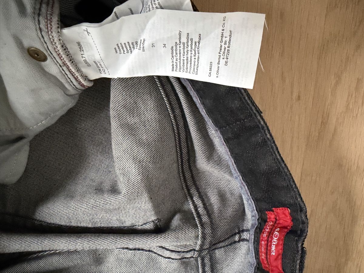 Jeans: Jeans Schwarz, S‘Olver – Neuf avec emballage d'origine à Otelfingen par Jeronimos 1