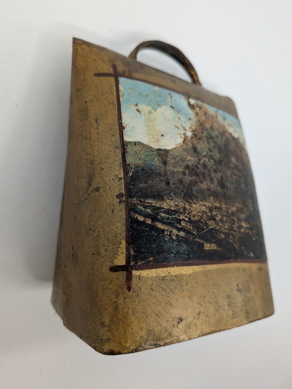 Campanacci mucche: Antike Glocke, Treichel mit Vedutenbild – Usato da Emmen venduto da Brockofsky 6