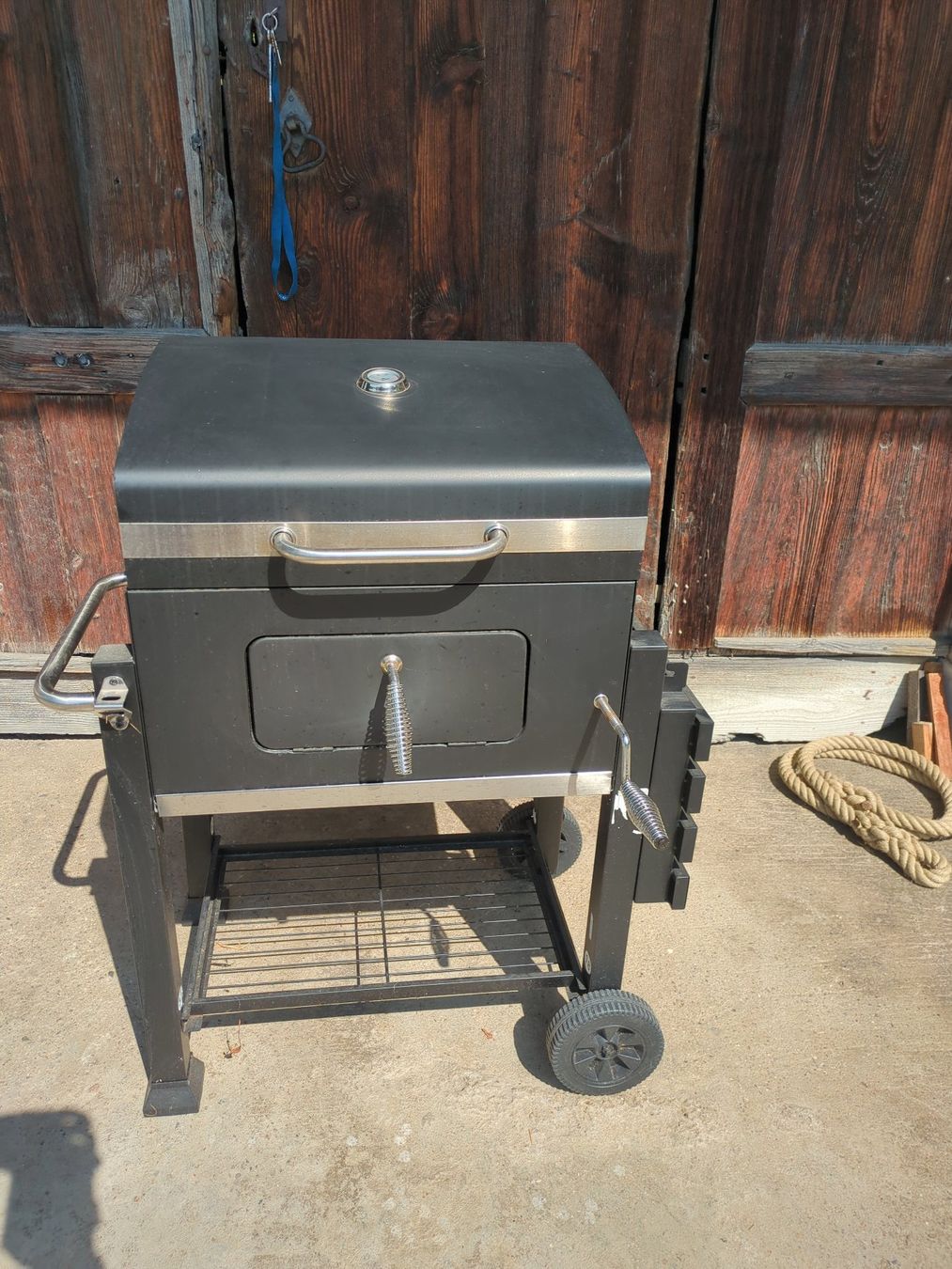 Grills: Grill à charbon Folky III – Gebraucht aus Villarepos von PhiVM
