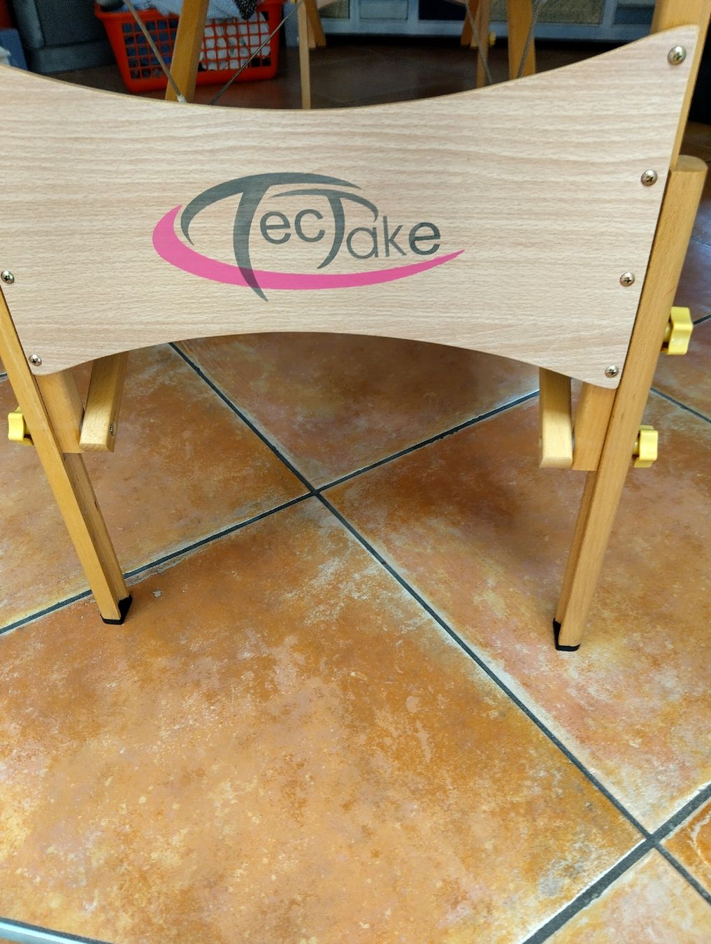 TecTake Lettini & sedie per cosmetici: Table de massage TecTake pliable avec accessoires et sac – Usato da Reconvilier venduto da mpa_7b2k 3