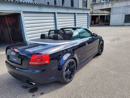 Audi RS4 Cabriolet Occasion schwarzes Verdeck guter Zustand