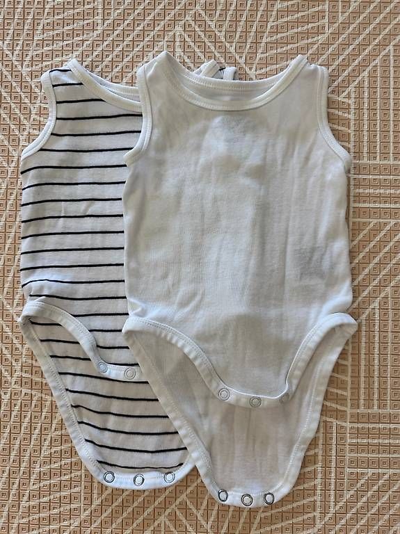 H&M Kleiderpakete & -sets: 2 Stück H&M Babybodys Gr 62 – Gebraucht aus Meilen von JuliaFantasma