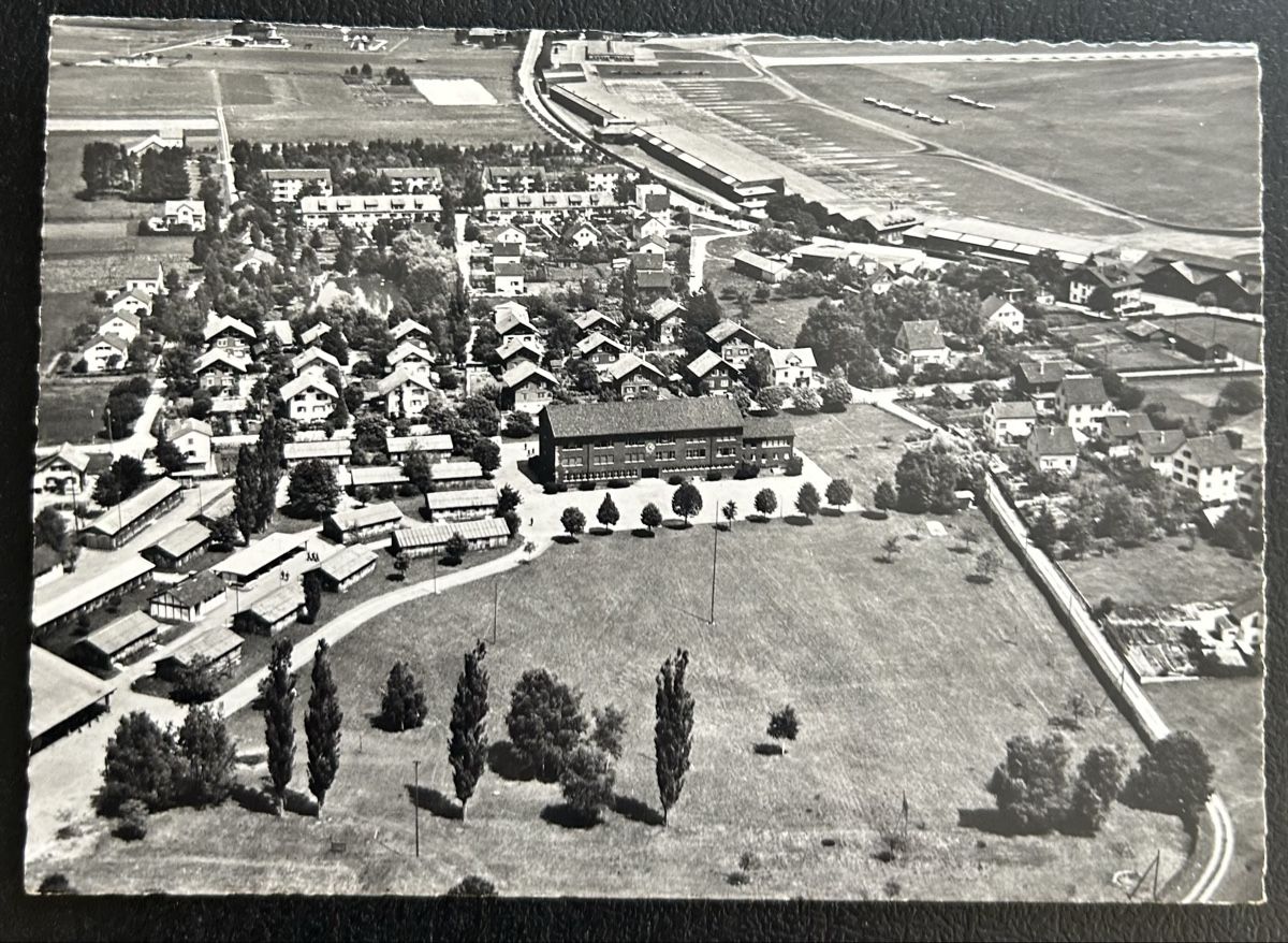 Cartoline postali: Flugaufnahme Dübendorf Chaletstrasse – Usato da Horw venduto da Tellbub