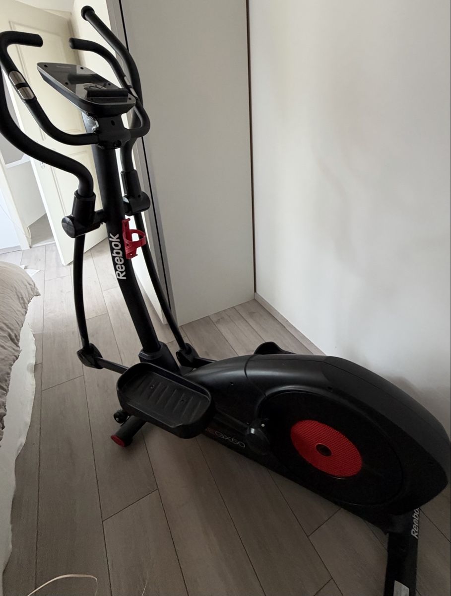 Reebok Hometrainer: Crosstrainer ONE GX50 Reebok – Gebraucht aus Unterengstringen von pacha2013 1