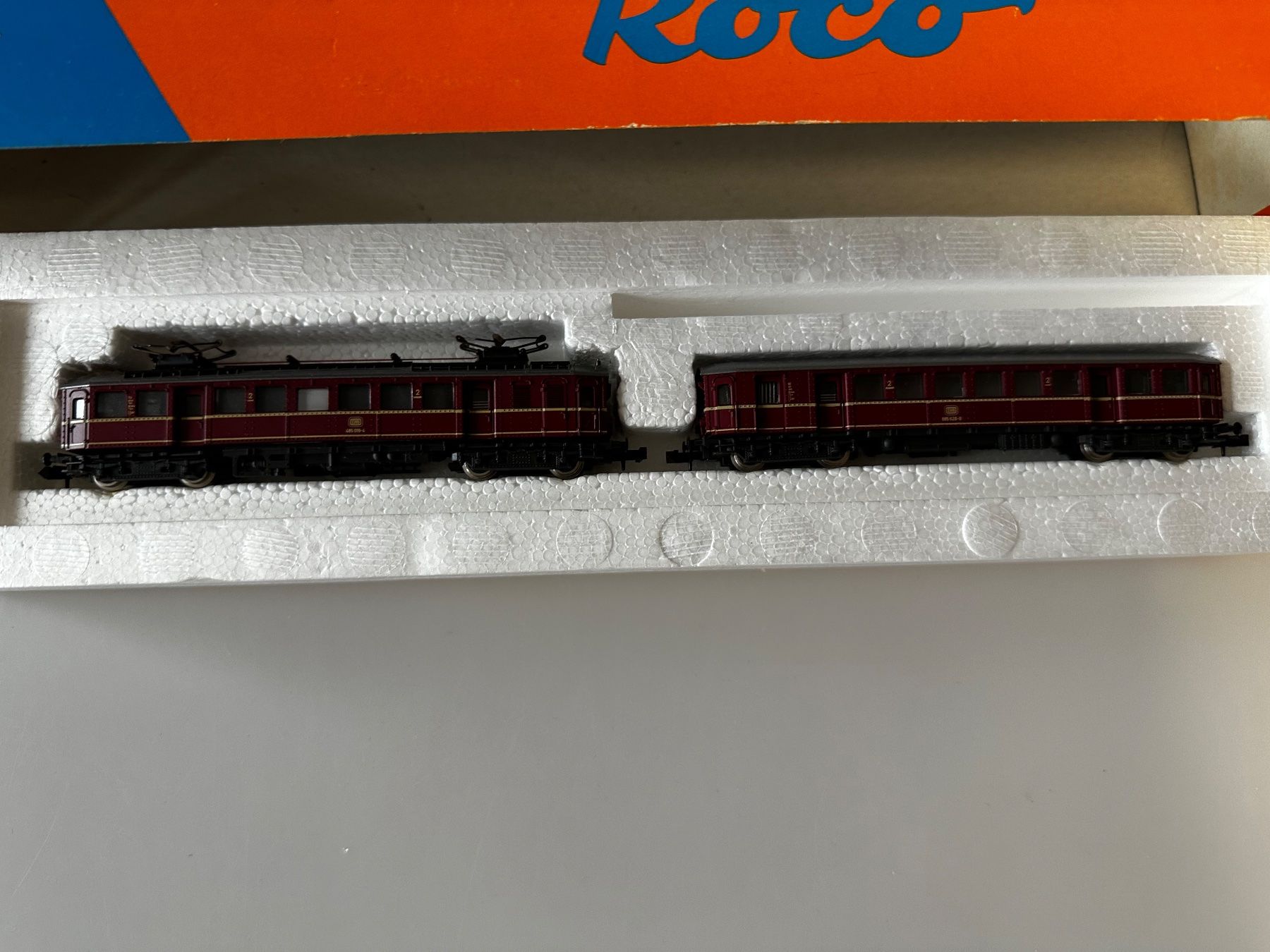 Roco 2160 A, Triebwagenzug elektrisch mit Beiwagen DB 485 007-9 / 885