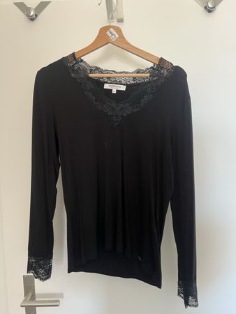 Langarmshirt Morgan schwarz mit Spitze Grösse XL neuwertig