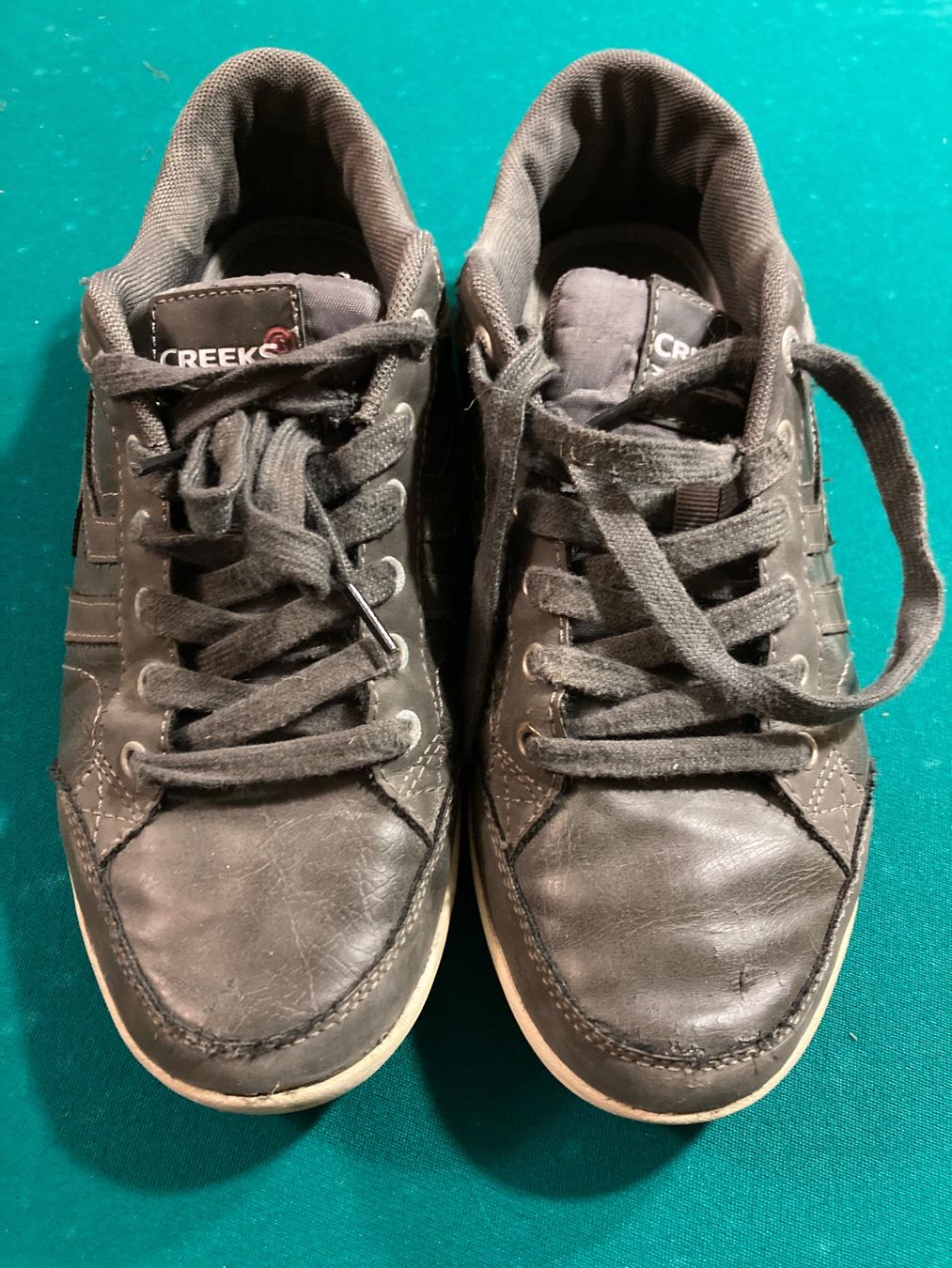 Scarpe da uomo: Chaussures Creeks Homme, Taille 43 – Usato da Le Mont-sur Lausanne venduto da dia_6cz5