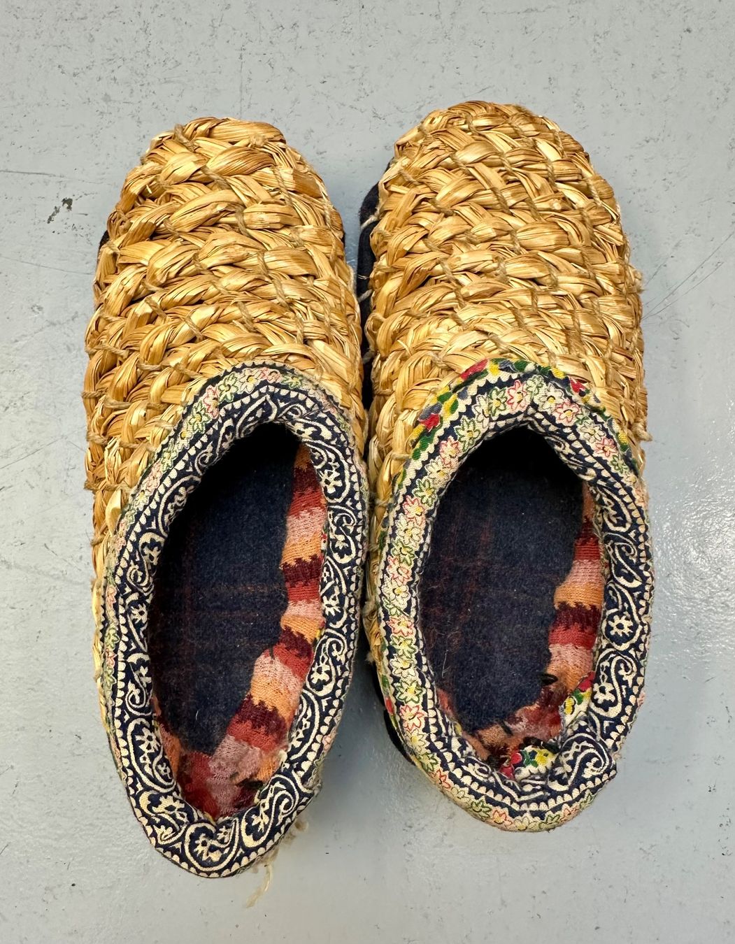 Chaussures garçon: KINDERSCHUHE #41 AB 1.- !!! – D'occasion à Zürich par NIKI777 3