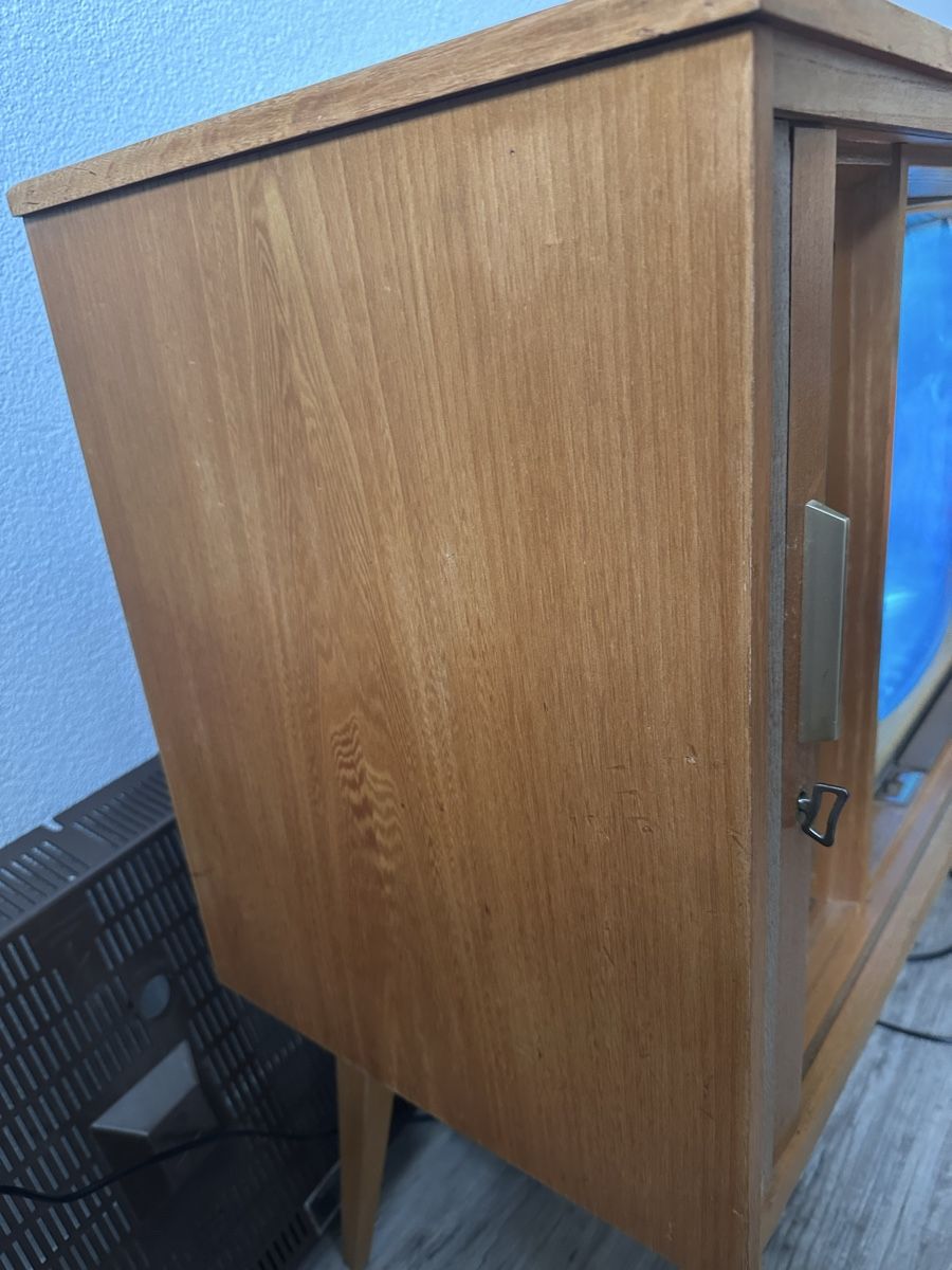 Televisori: Gaetz Mandarin Fernseher Lampe – Usato da Reichenburg venduto da Sannyblume 2