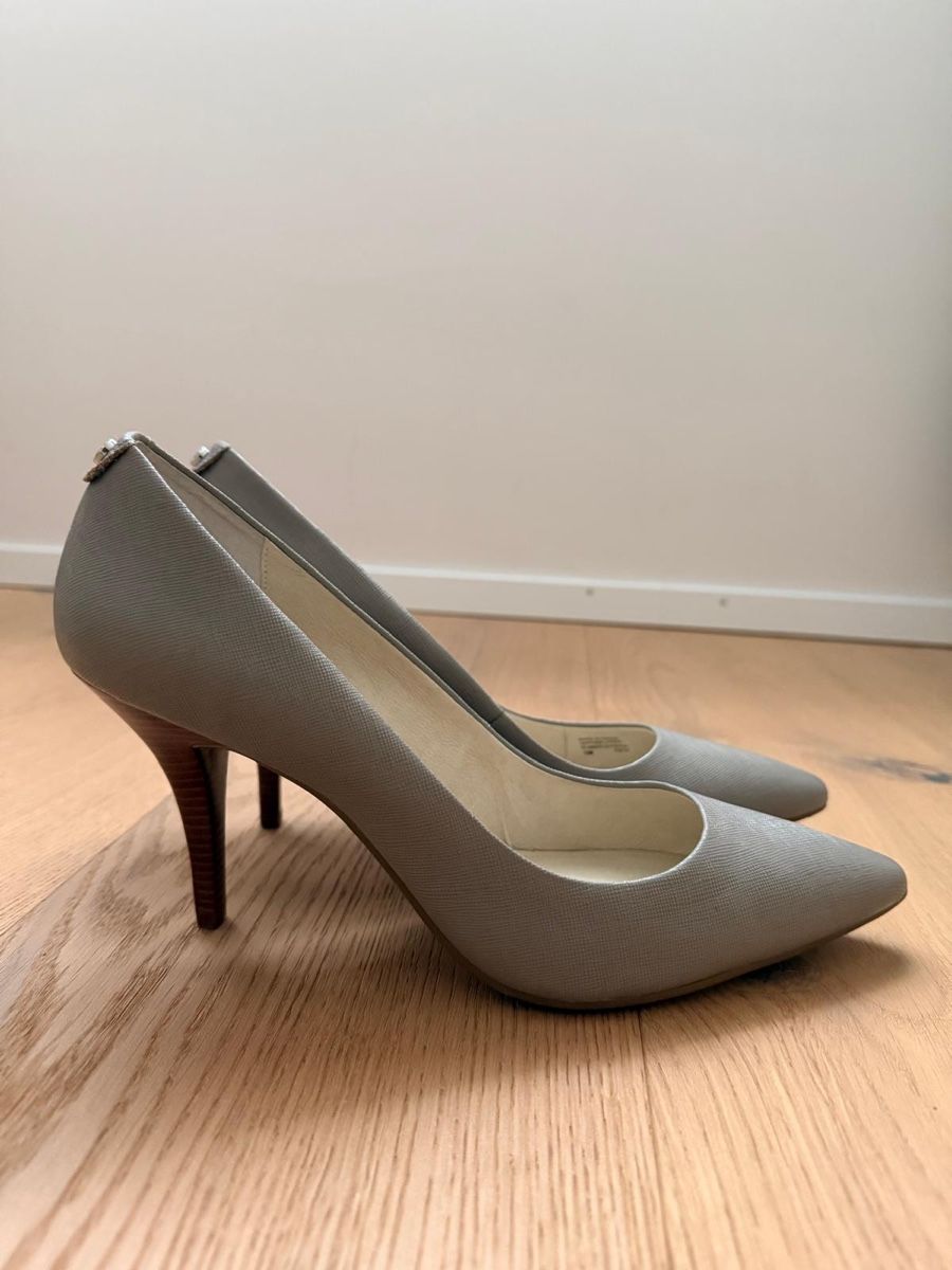 Michael Kors Scarpe da donna: Michael Kors Pumps – Nuovo (secondo la descrizione) da Rümlang venduto da L.B.S 1